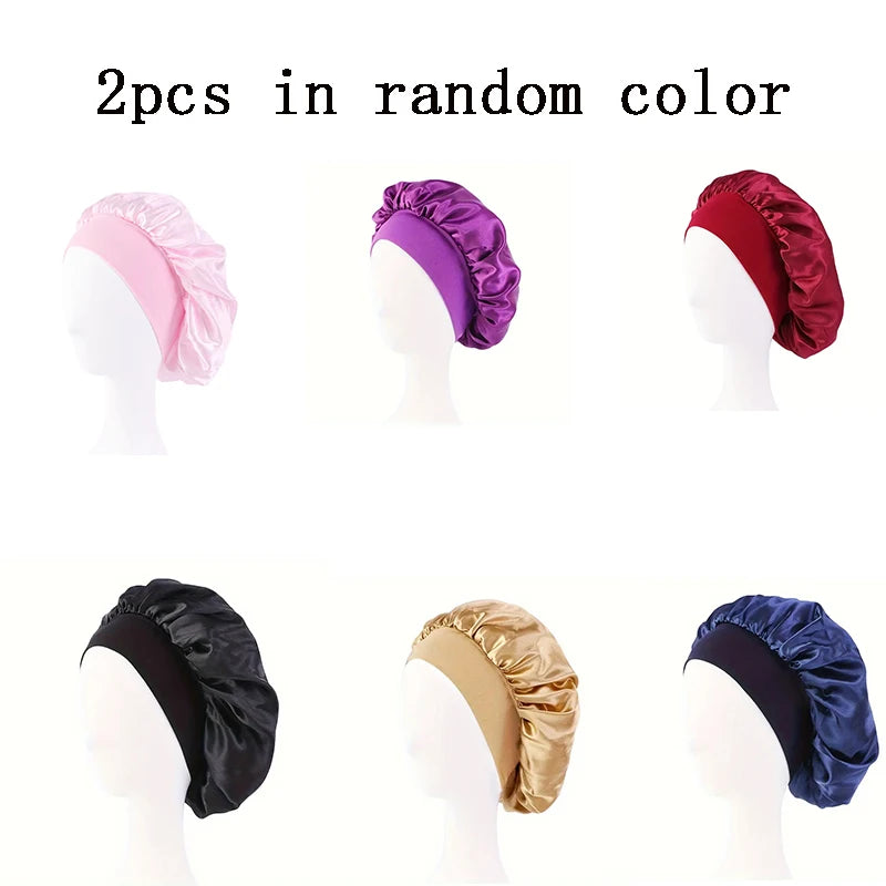 Bonnet satin grand format — cheveux bouclés & tresses